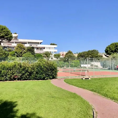 Apartment Nice 23m - With Pool Tennis Antibes